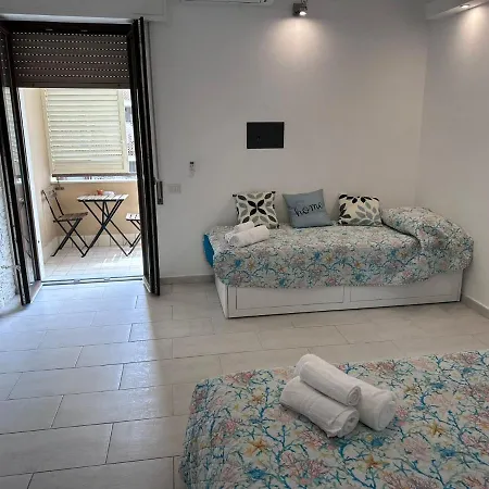 Realestate Affittacamere Alloggio Ali